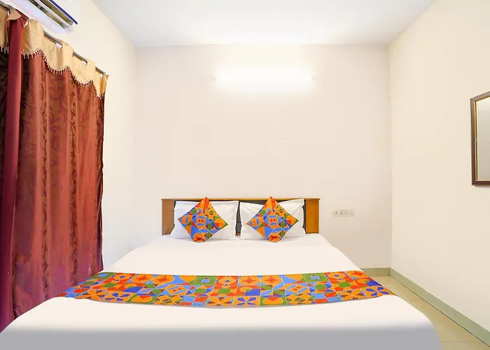 Super Collection O Skypix Hotel Chennai